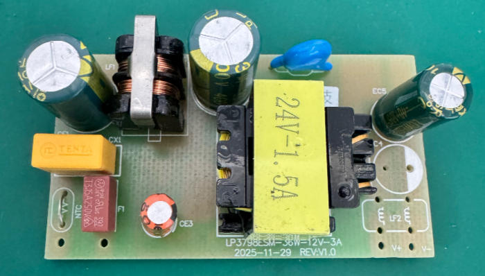全壓過認證36W碳化硅方案(24V1.5A/12V3A),主芯片LP3798ESM